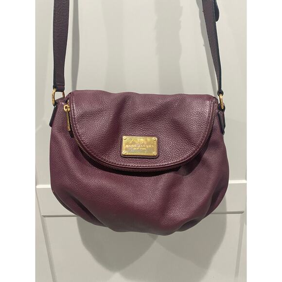 Marc Jacobs Handbags - Marc Jacobs Classic Q Leather Crossbody Bag PLUM Color